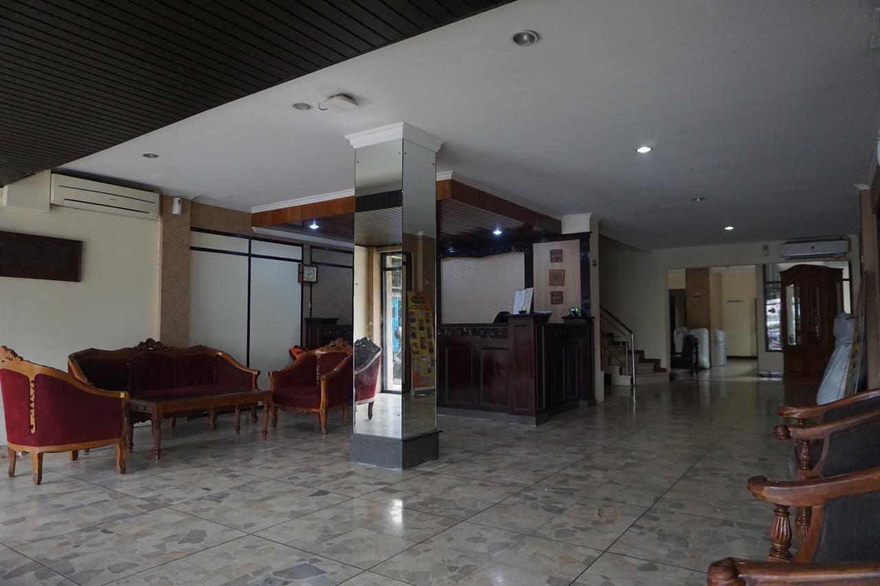 Hotel Nusantara Indah Syariah Jakarta Exterior foto